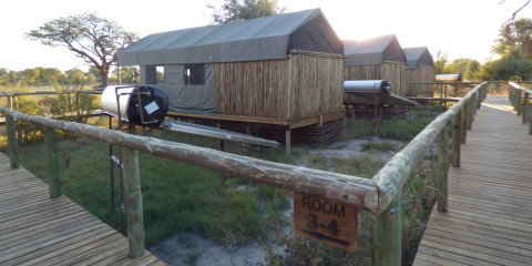 4-Day Okavango Delta Gomoti River Lodge